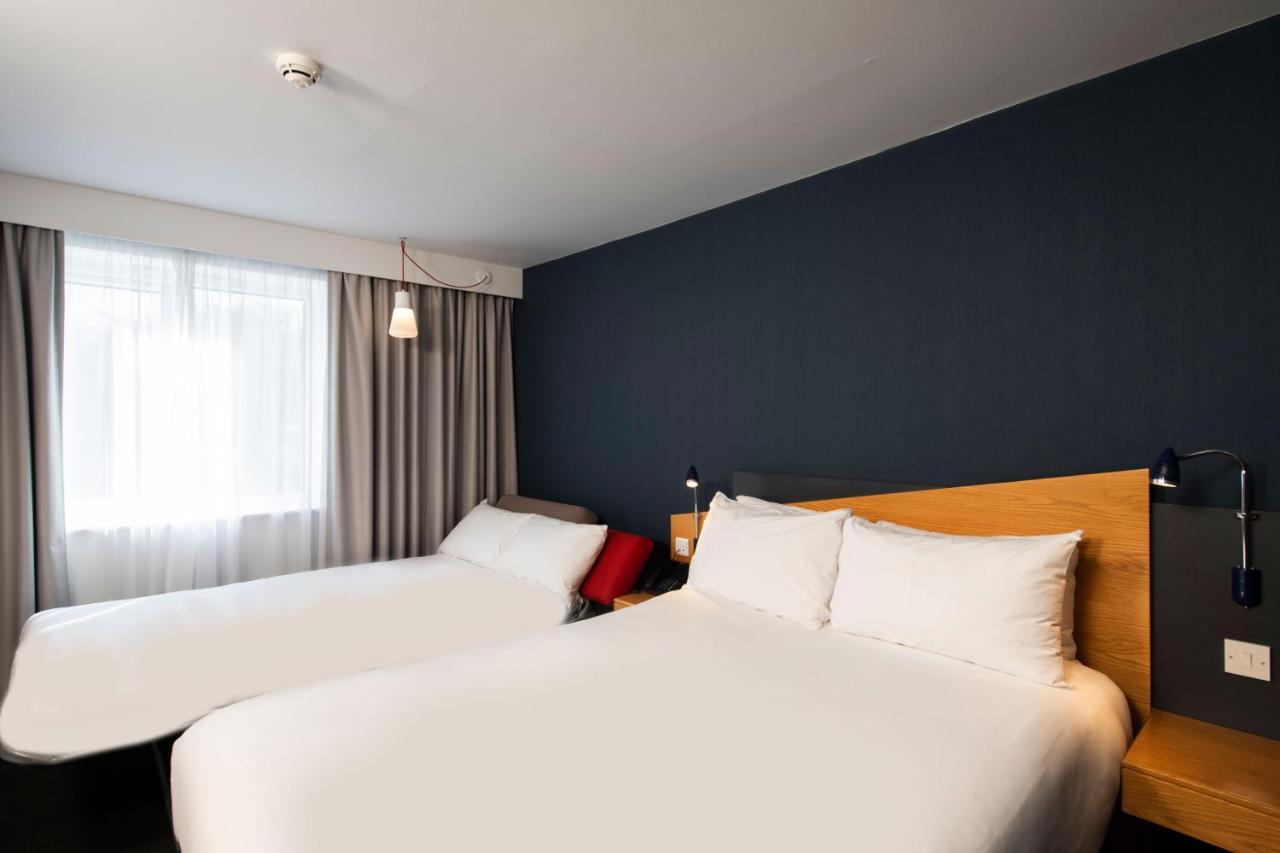 Holiday Inn Express Stoke-On-Trent By Ihg Bagian luar foto