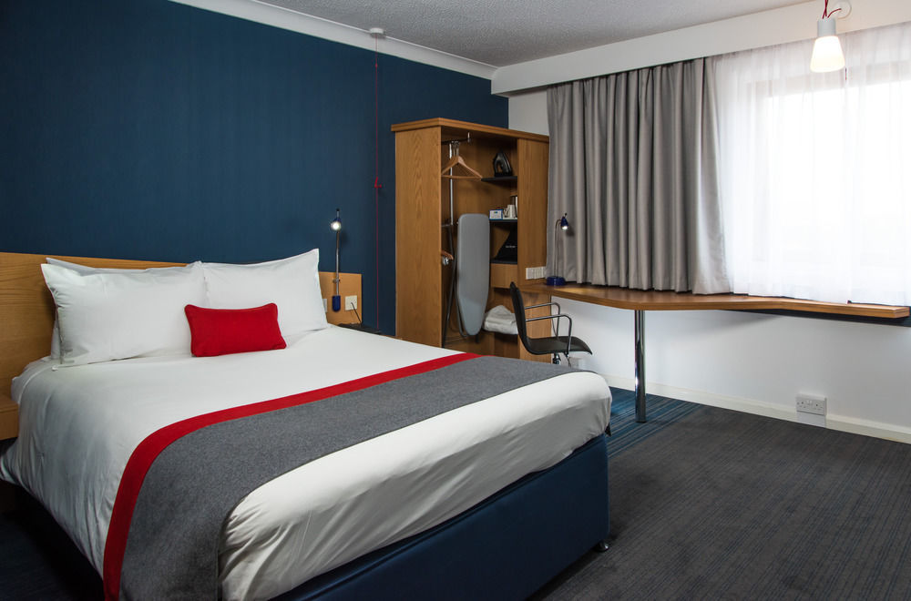 Holiday Inn Express Stoke-On-Trent By Ihg Bagian luar foto