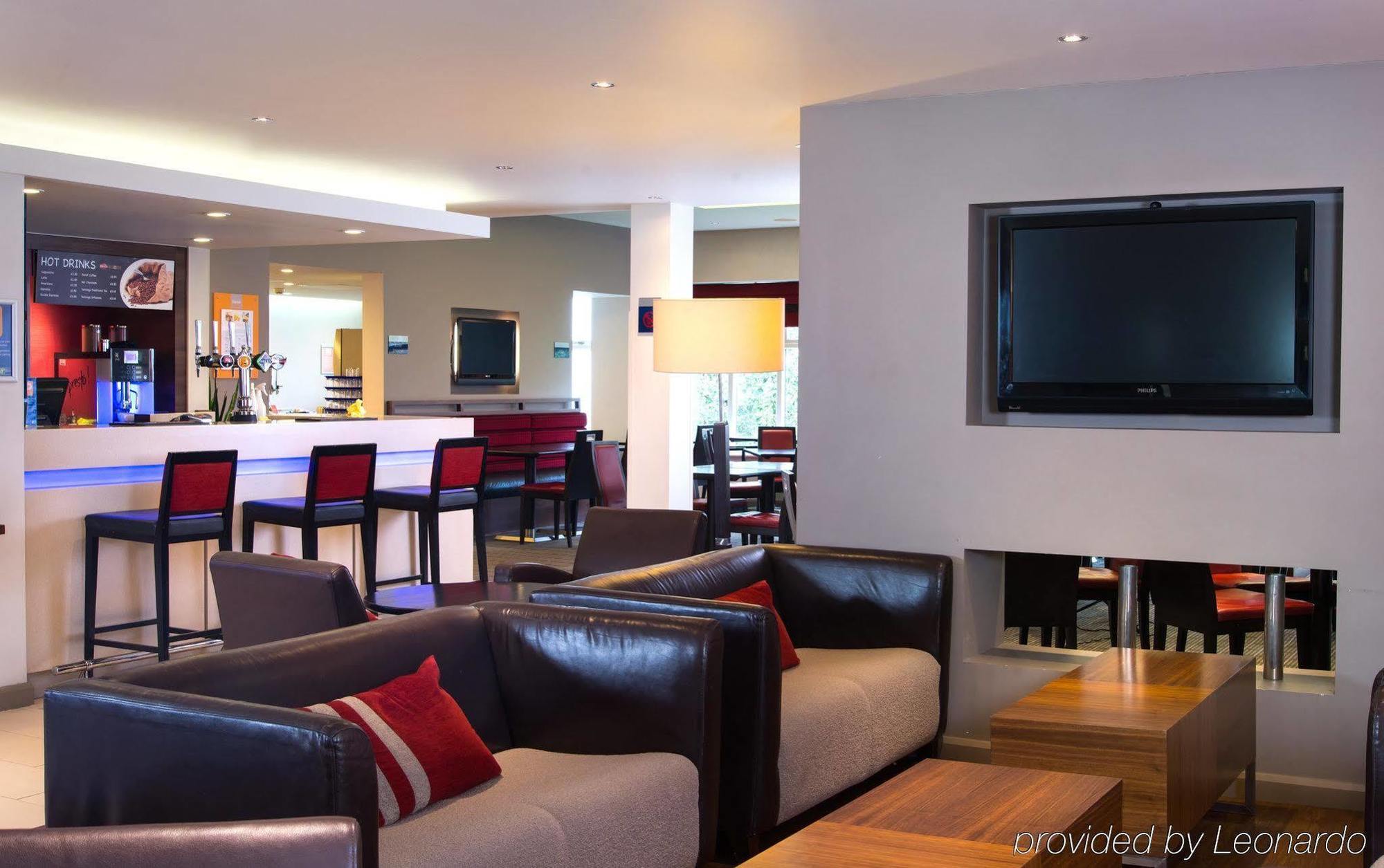 Holiday Inn Express Stoke-On-Trent By Ihg Bagian luar foto